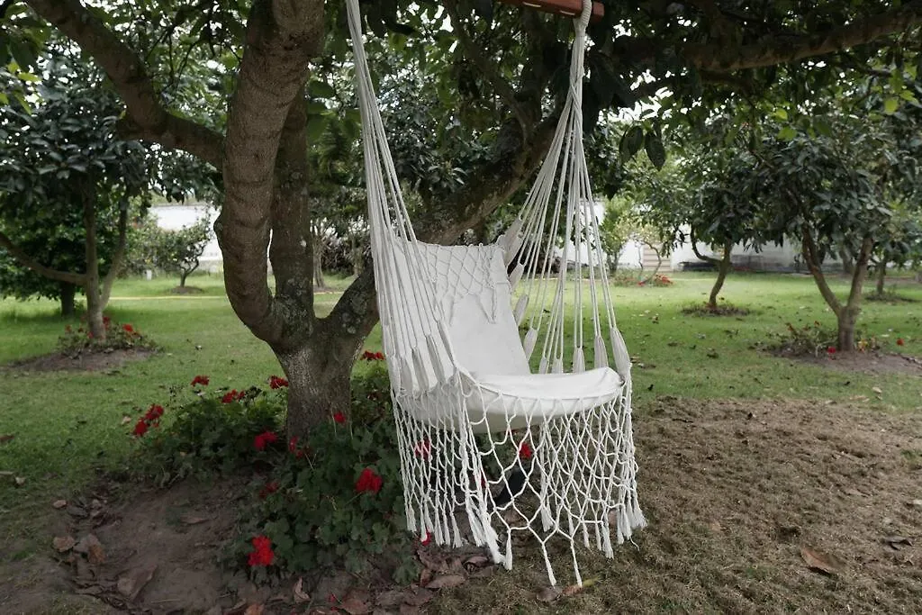 Casa De Campo Con Piscina Temperada Villa Quito