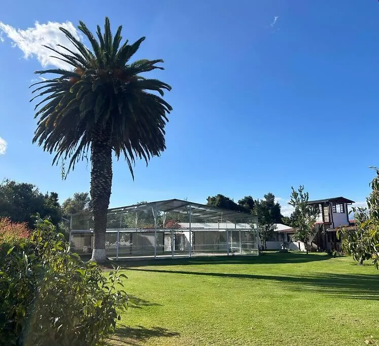 Casa De Campo Con Piscina Temperada Villa Quito